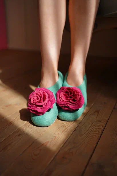 Green with Pink Flower