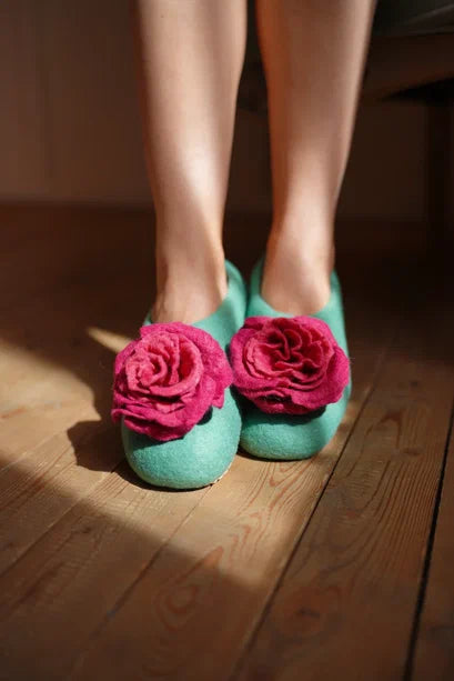 Green with Pink Flower