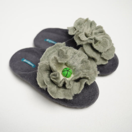 Gray with Khaki flower