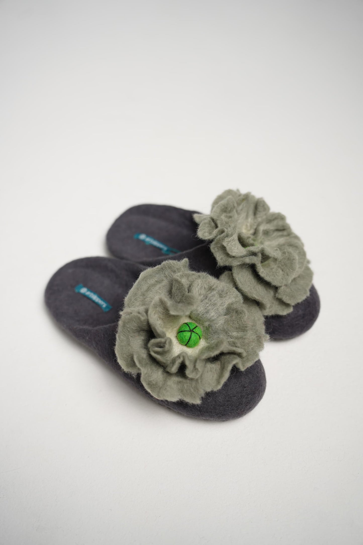 Gray with Khaki flower