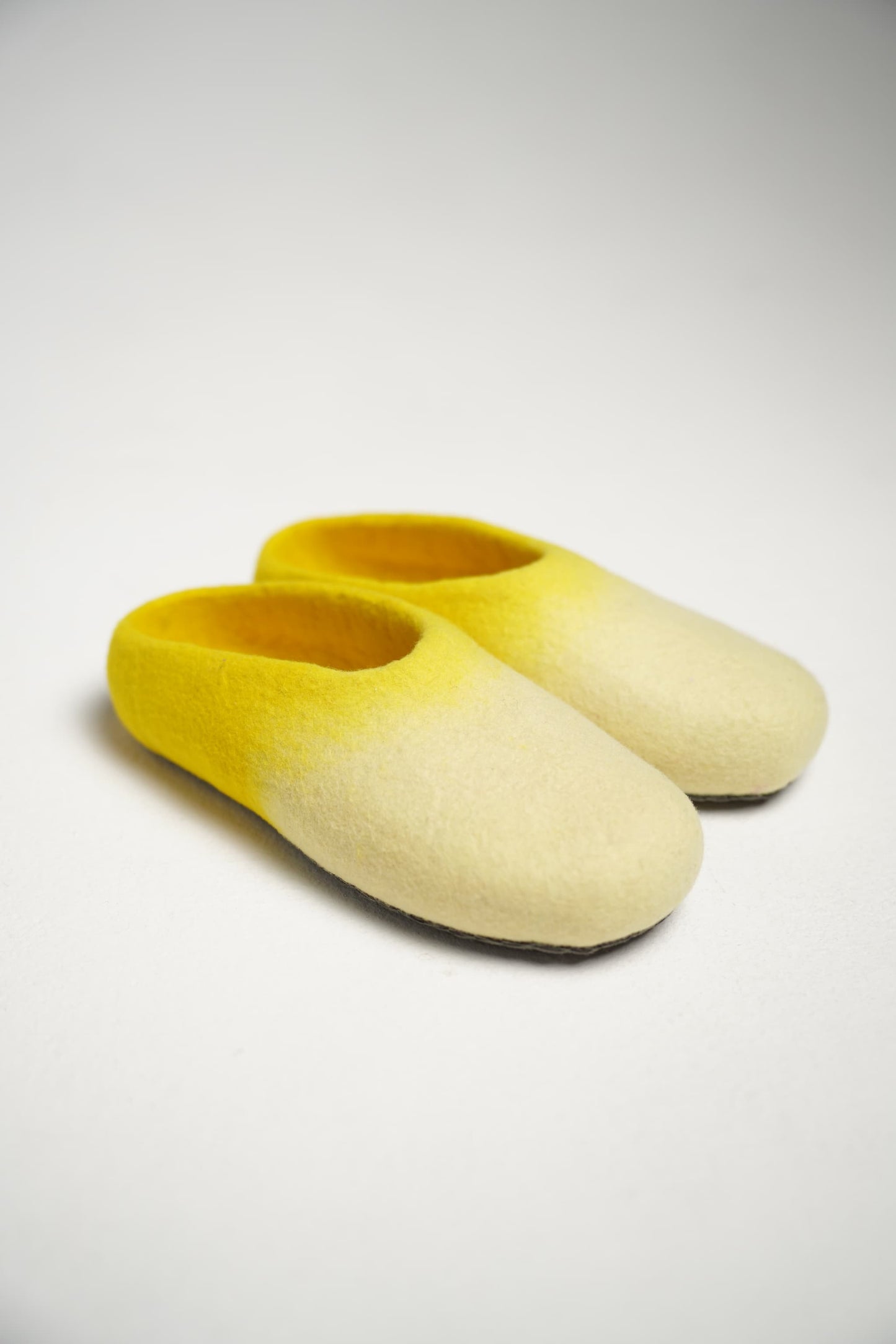White Yellow Dual Tone