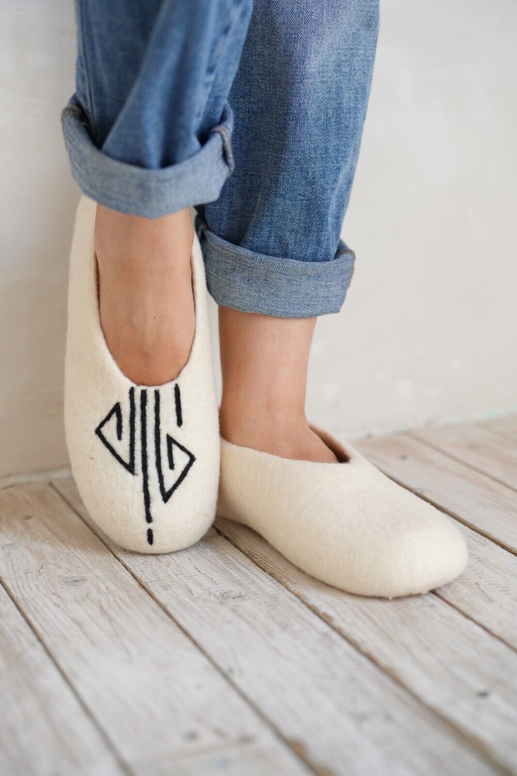 Ikat White