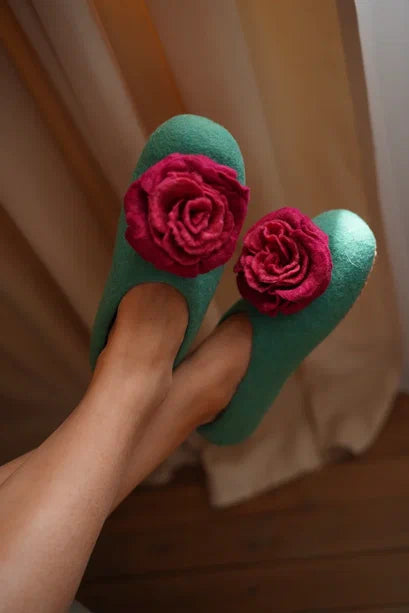 Green with Pink Flower