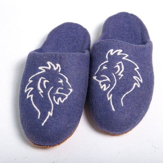 Gray Lion