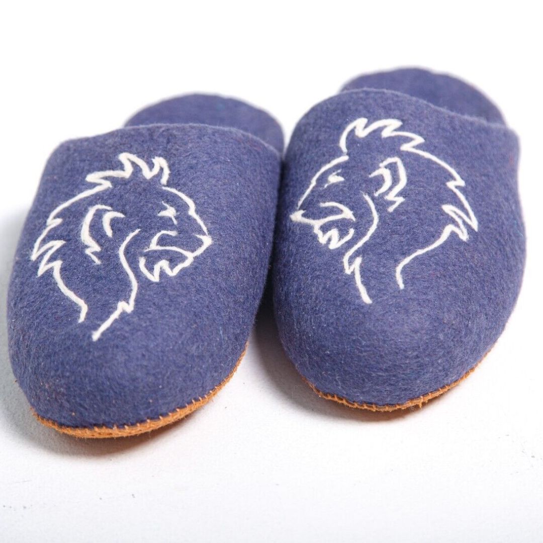 Gray Lion