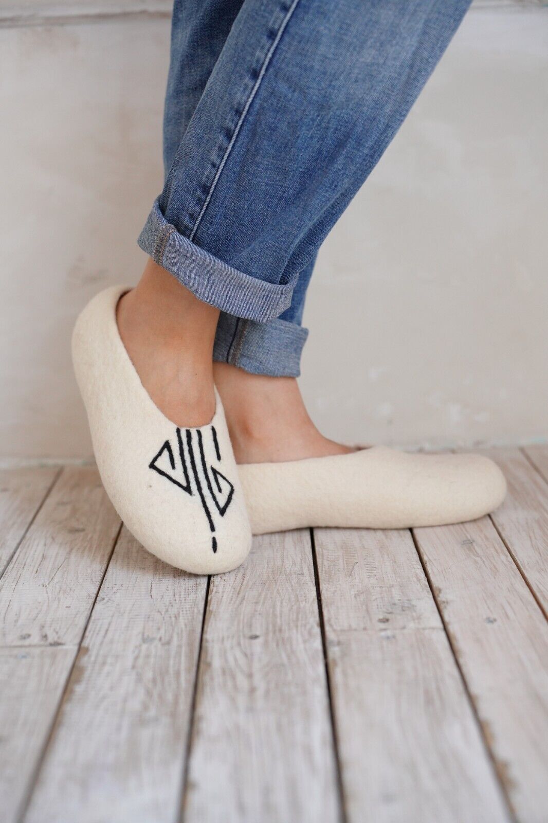 Ikat White