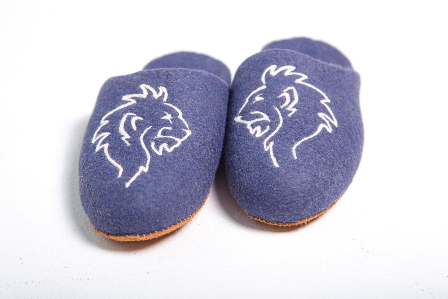 Gray Lion