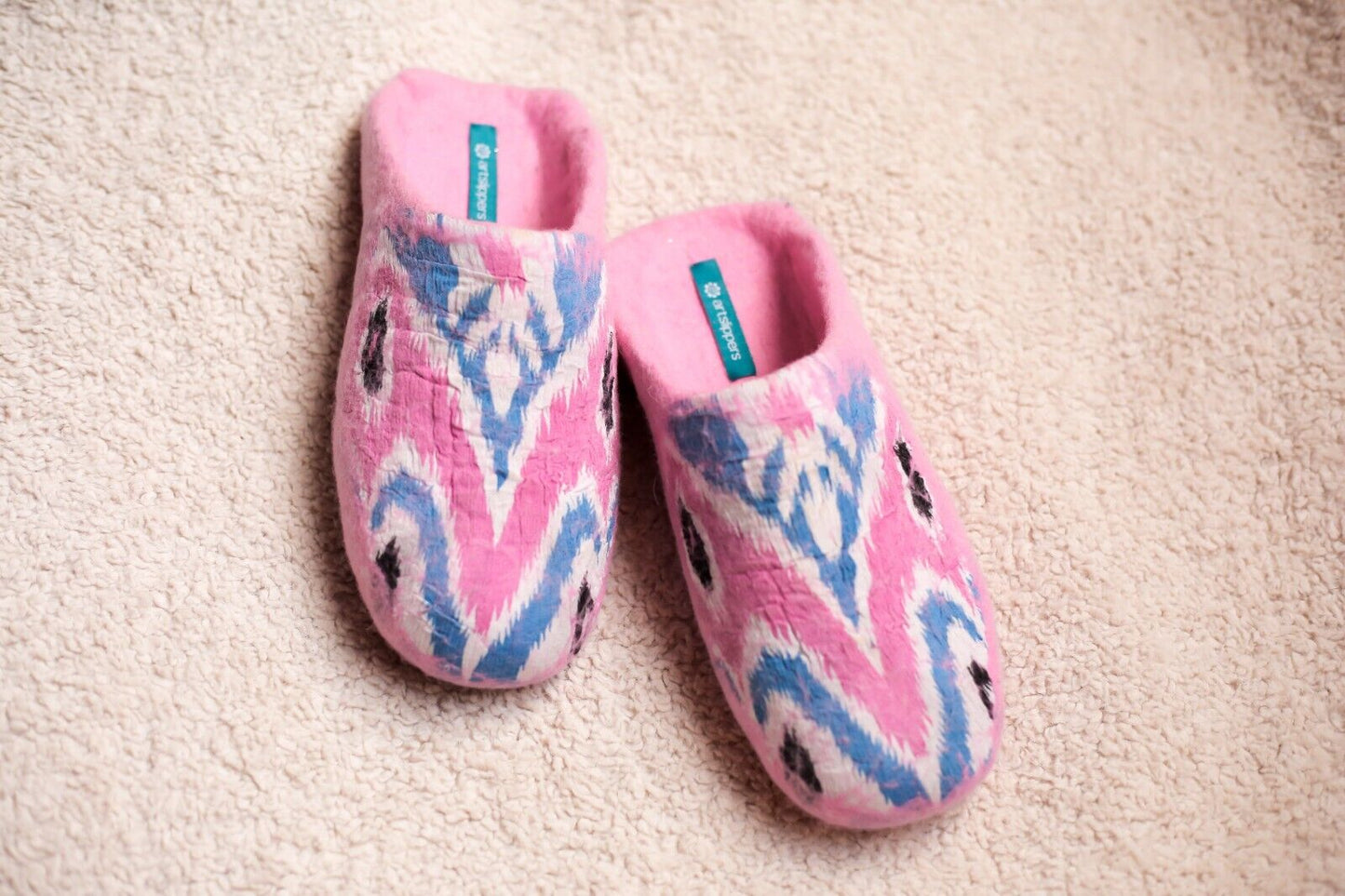 Ikat Pink